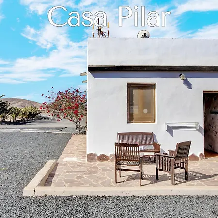 Casa Pilar, Aurora Y Tarabilla En Ecologica * Teguitar