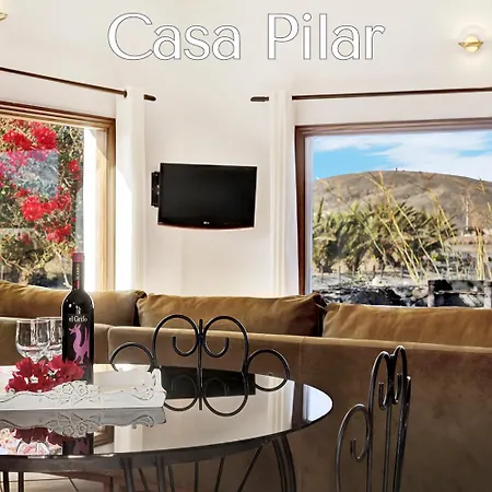 Casa Pilar, Aurora Y Tarabilla En Ecologica Casa di campagna Teguitar