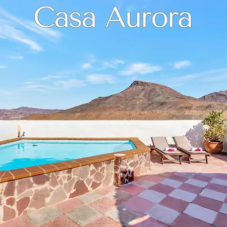 Casa Pilar, Aurora Y Tarabilla En Ecologica Teguitar