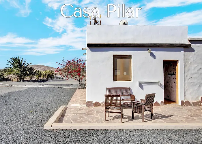 Casa Pilar, Aurora Y Tarabilla En Ecologica * Teguitar