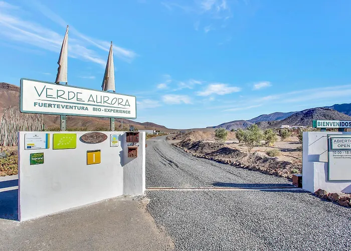 Casa Pilar, Aurora Y Tarabilla En Ecologica *