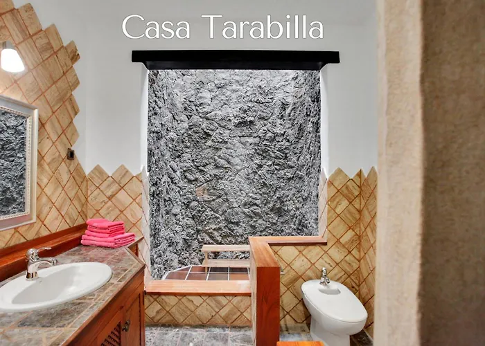 Casa Pilar, Aurora Y Tarabilla En Ecologica Teguitar