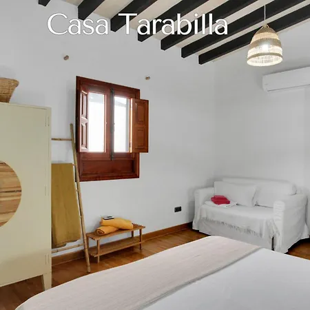 Casa Pilar, Aurora Y Tarabilla En Ecológica Casa rural Teguitar