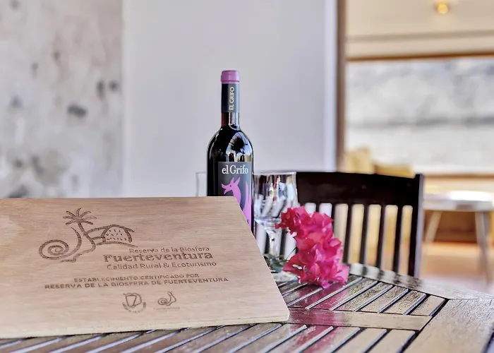 Casa Pilar, Aurora Y Tarabilla En Ecologica Teguitar